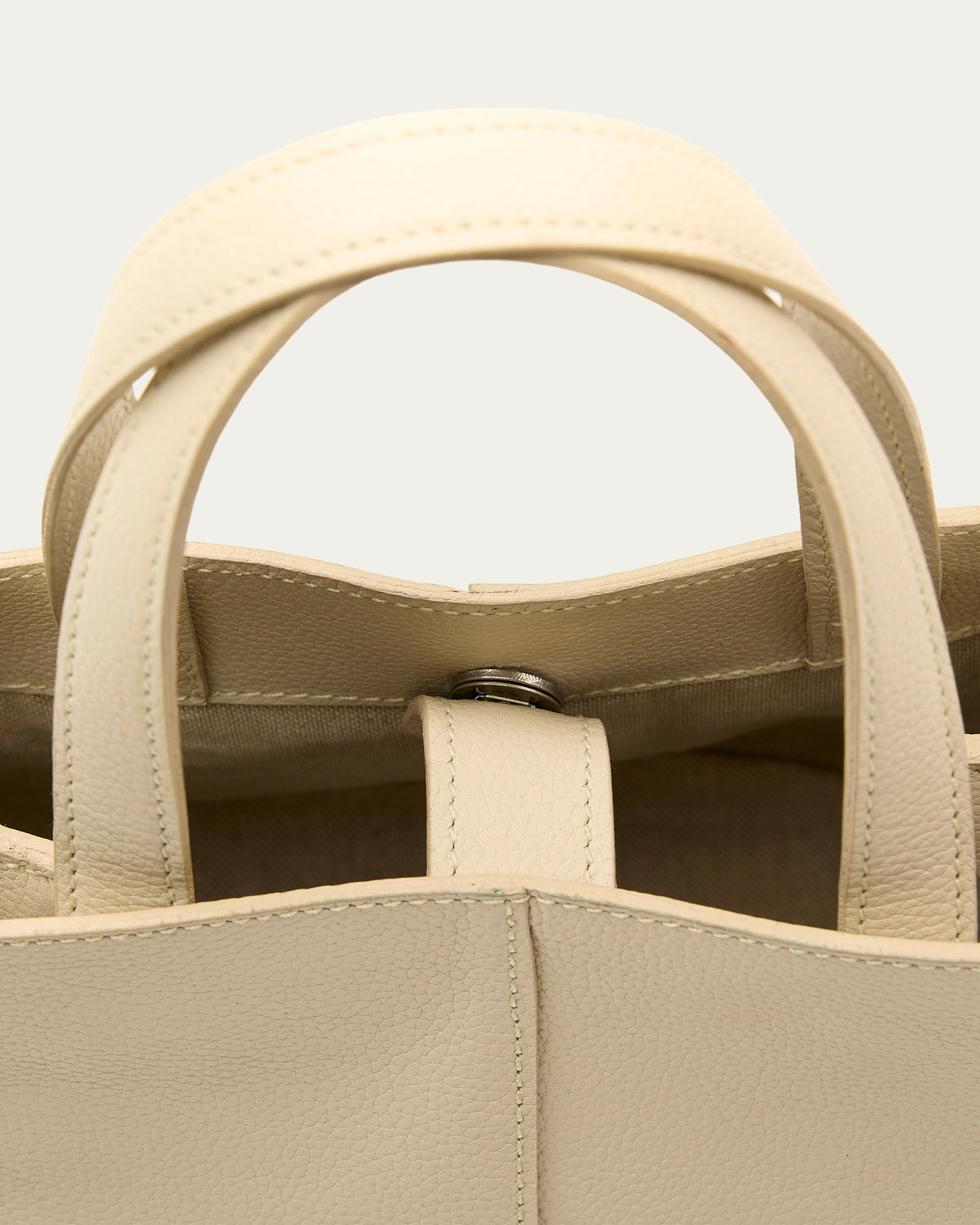 Pleat Mini Marfil de cuero - Romors