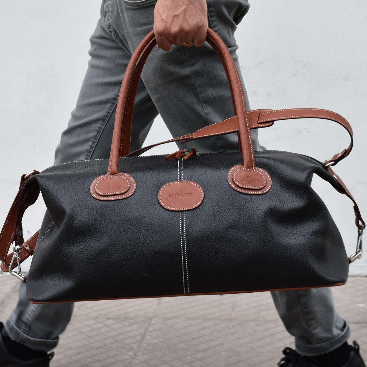 Bolso de Viaje Atacama Negro Coñac