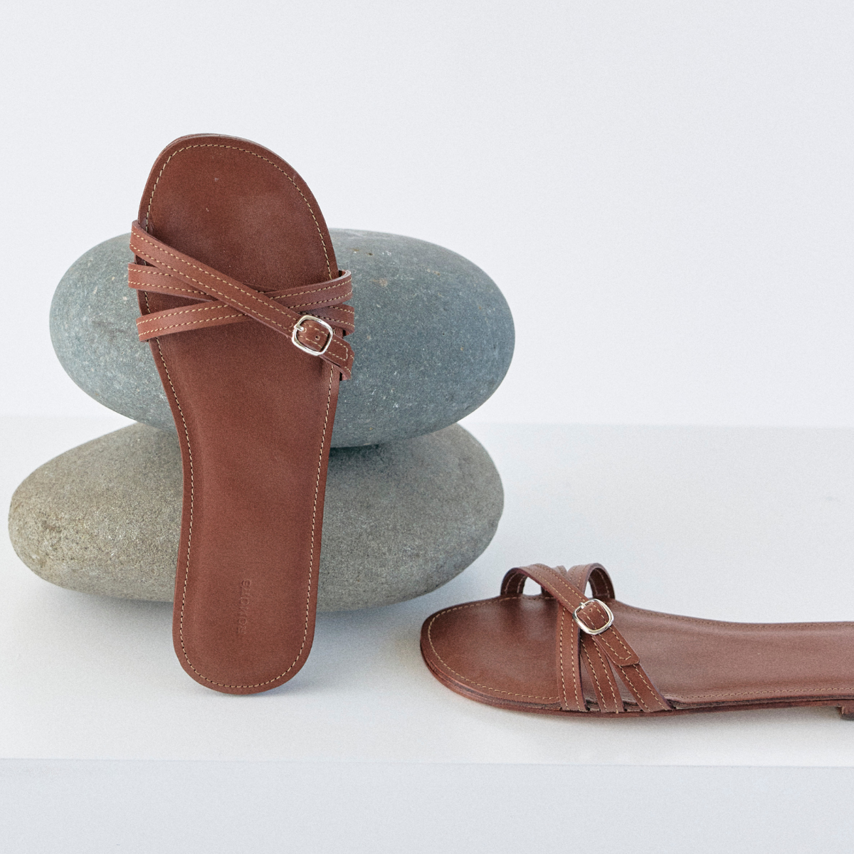 Cognac Buckle