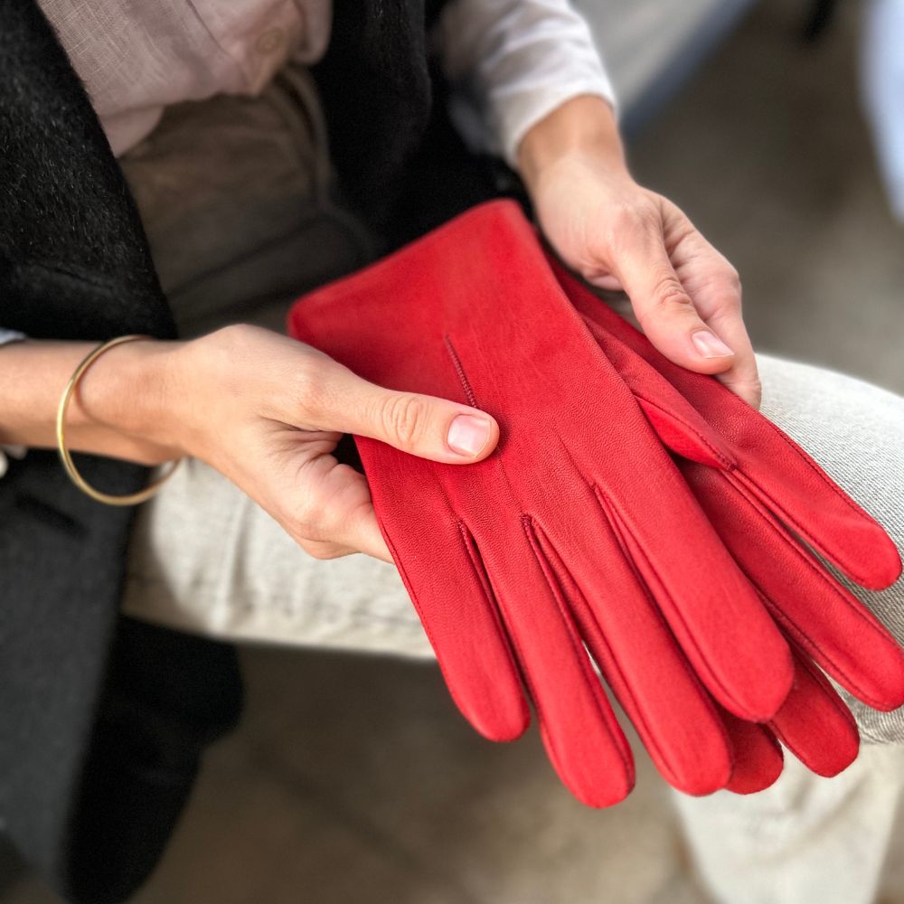 Red Women's Gloves
