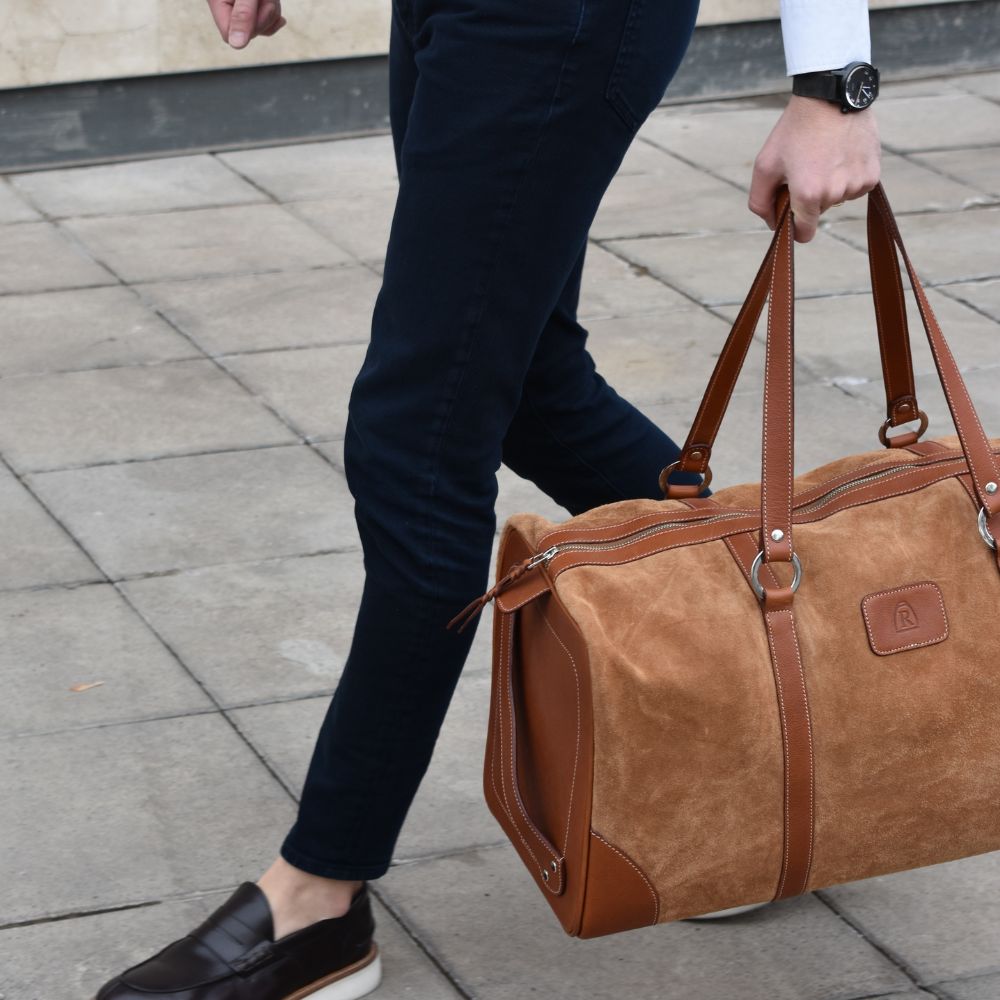Travel Bags Between Lakes