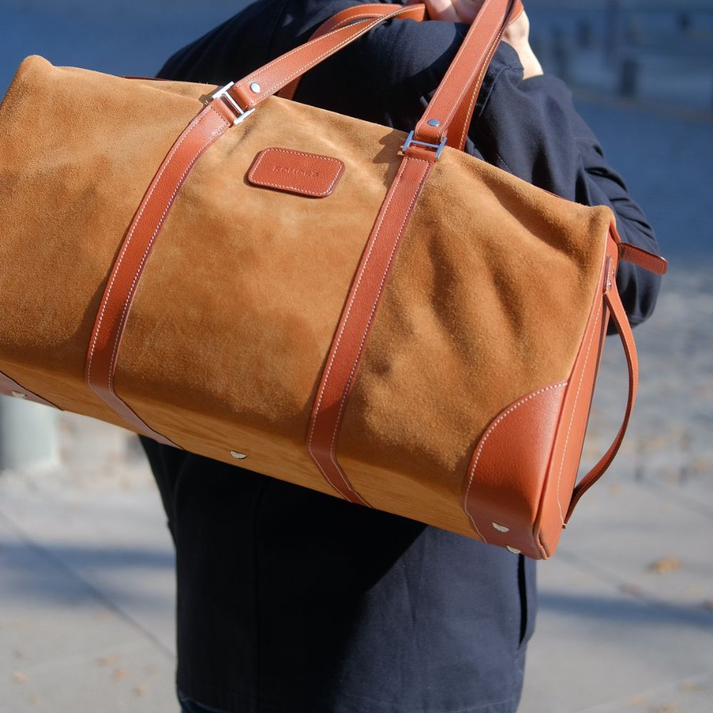 Travel Bags Between Lakes