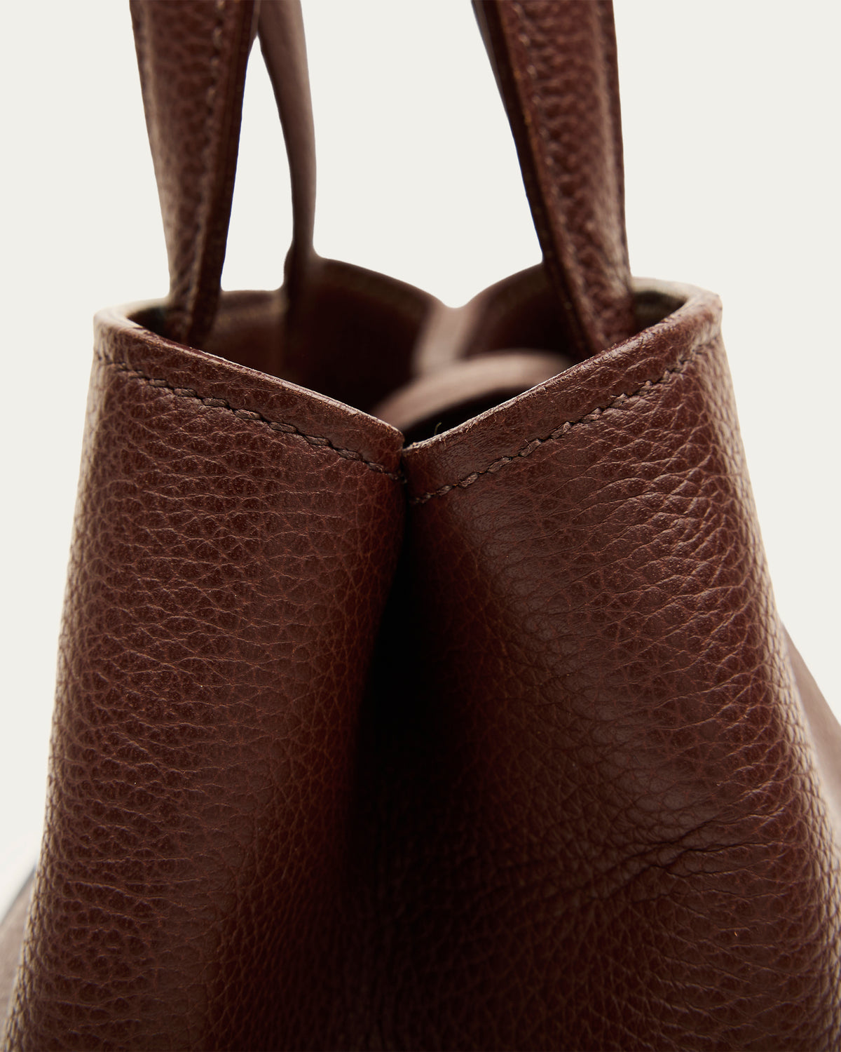 Pleat Mini Moro de cuero - Romors