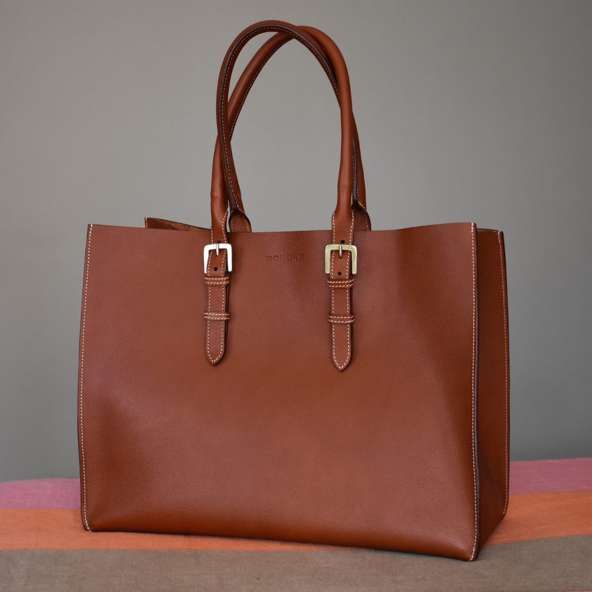 Cartera De Mujer En Piel Brillante Cognac - Primadonna Collection