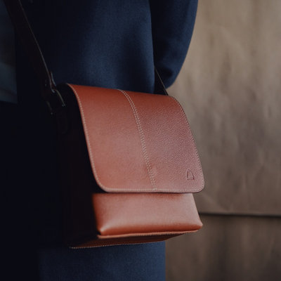 Cartera Clap Coñac