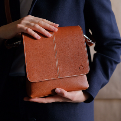 Cartera Clap Coñac