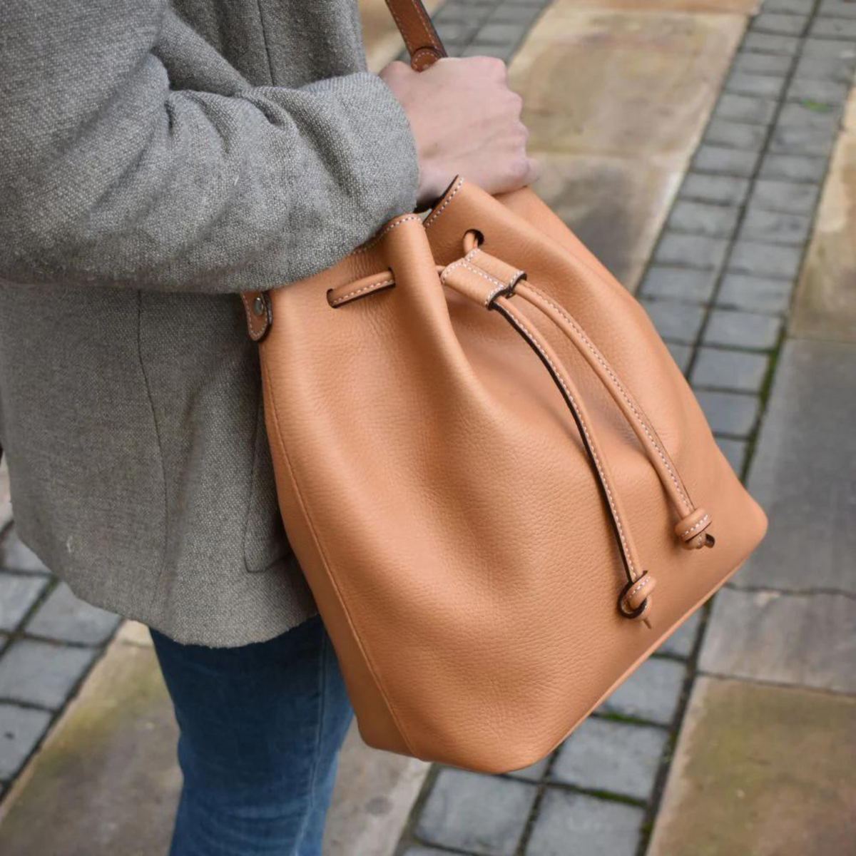 Cartera Paris Inglés