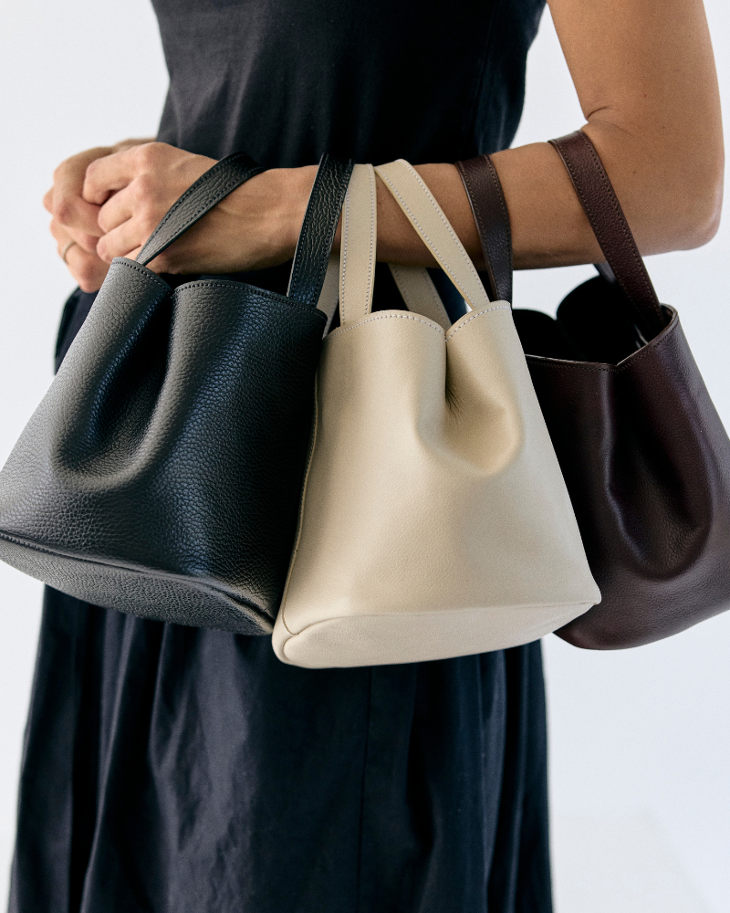 Pleat Mini Negra