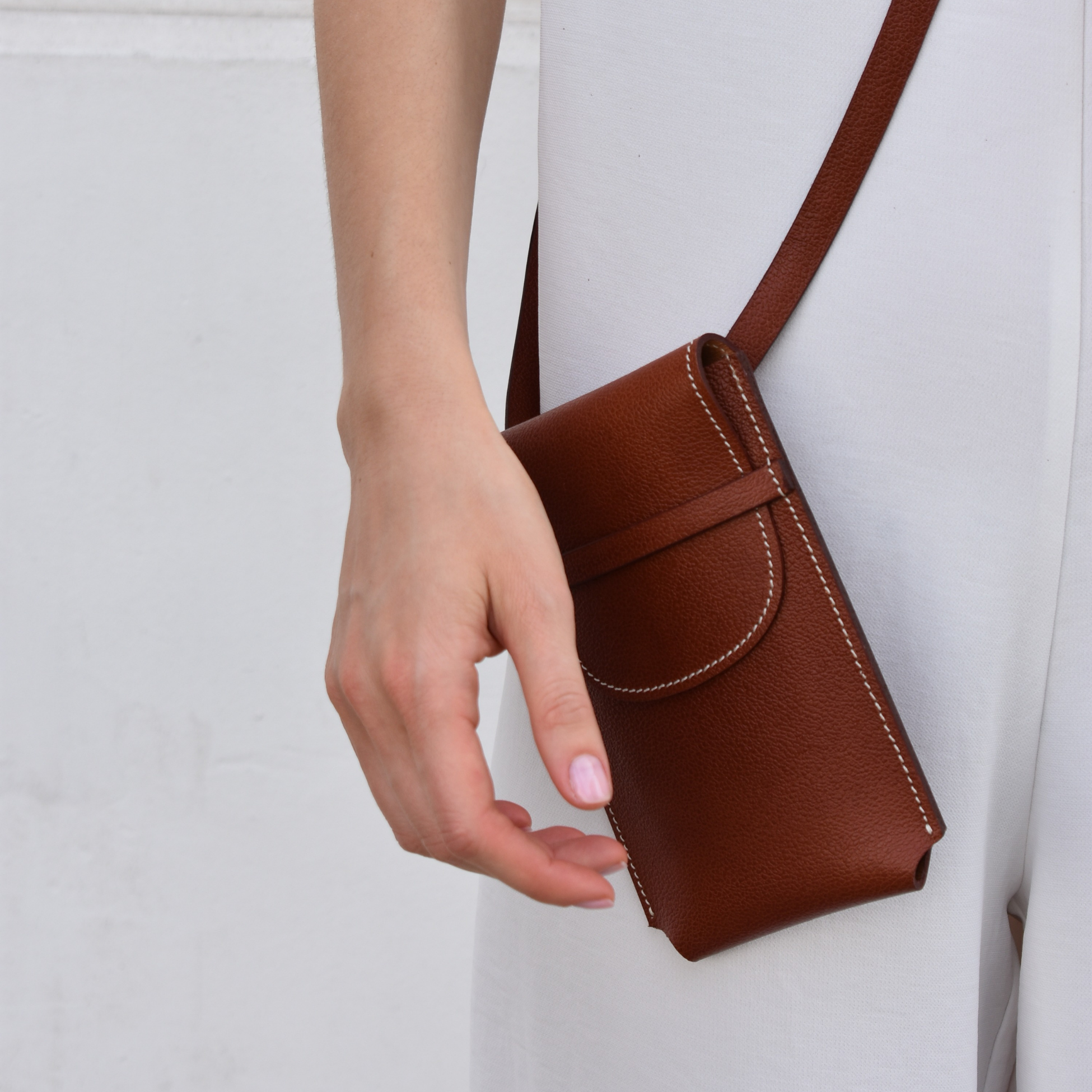 Cognac Cell Phone Holder