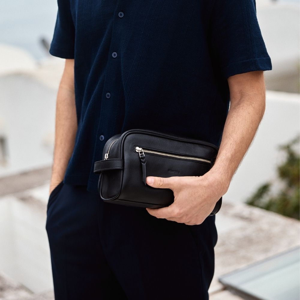 Cognac Ears Toiletry Bags